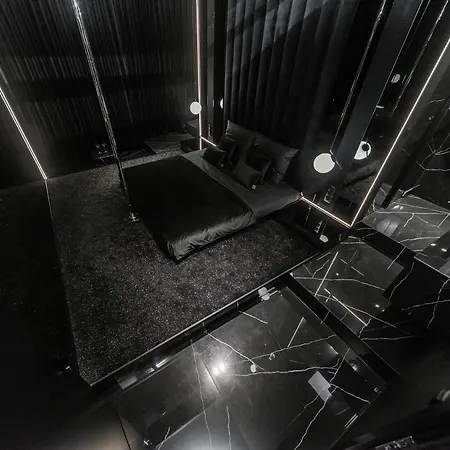 Eclipse Black Room Bielsko-Biala Exterior foto