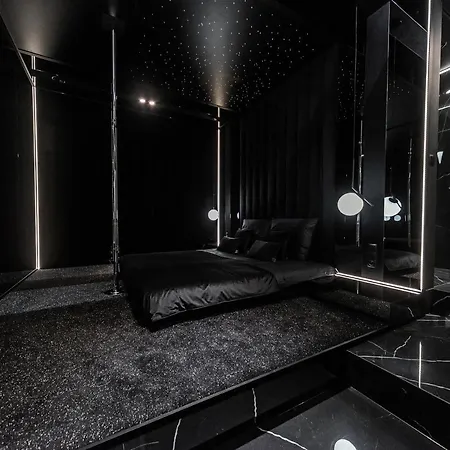 Eclipse Black Room Bielsko-Biala Exterior foto